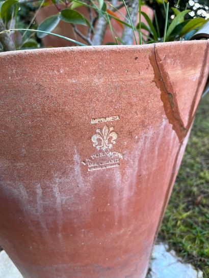 Pot en terre cuite de marque LA FORNACINA
Avec...