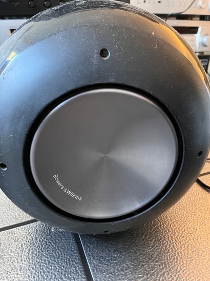 BANG & OFULSEN Subwoofer 
(sold as is, without...