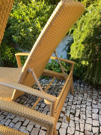 Pair of deckchairs in woven pvc
