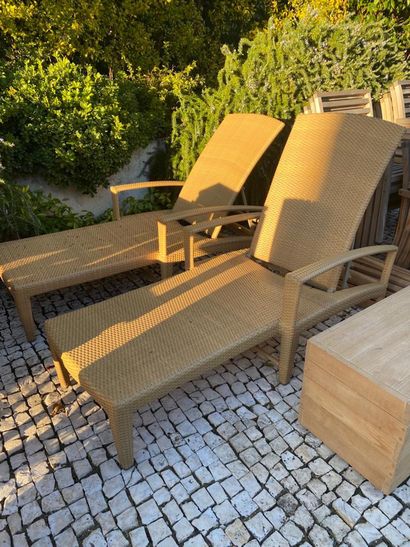 Pair of deckchairs in woven pvc