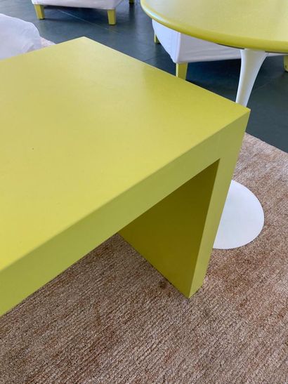Bench in green lacquered wood
45 x 190 x...