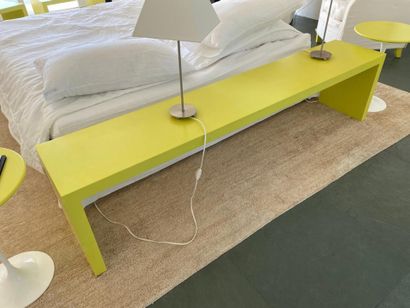 Bench in green lacquered wood
45 x 190 x...