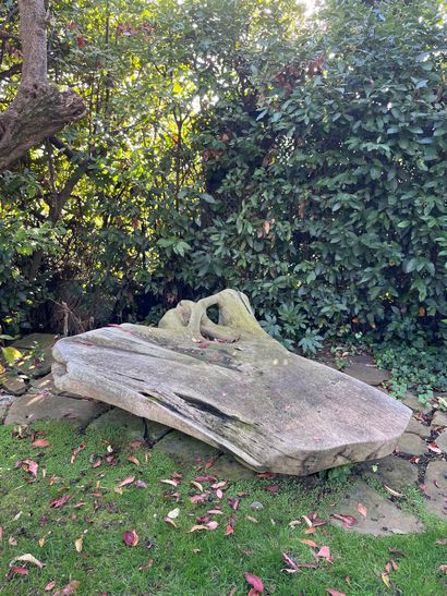 Travail balinais
Large chaise longue en bois...