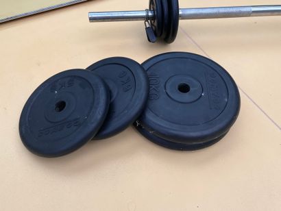 Weight bar and weights