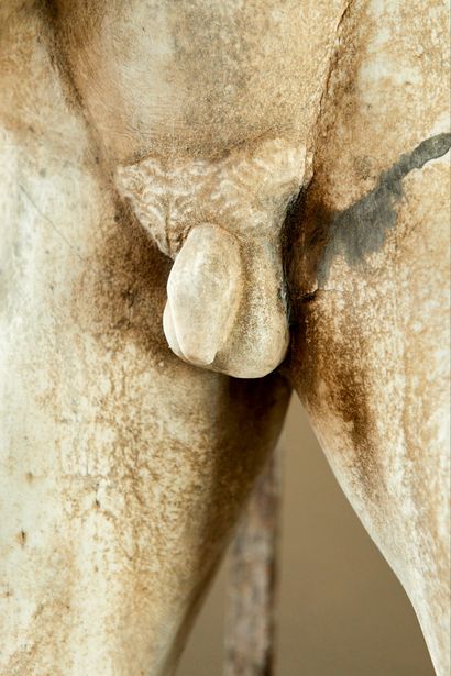 Importante sculpture en marbre dans le goût...