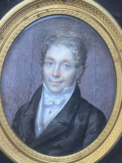 Portrait d'homme au nœud papillon 
Miniature...