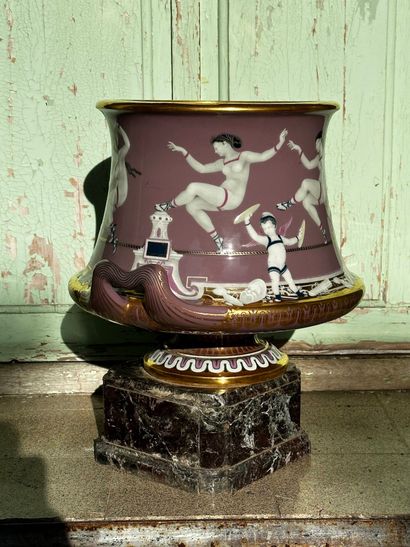 MANUFACTURE NATIONALE DE SEVRES
Rare et grand...