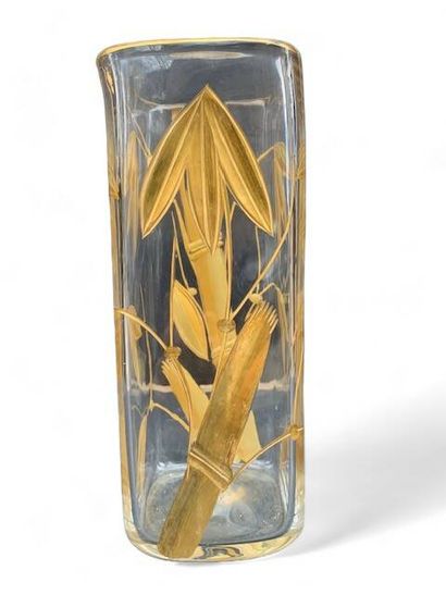 BACCARAT, attributed to 
Vase with gilded...