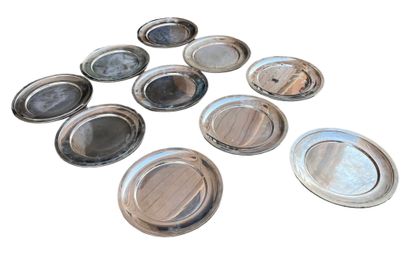 Set of ten silver presentation dishes 800/1000
Signed...