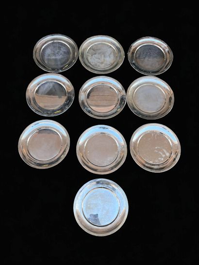 Set of ten silver presentation dishes 800/1000
Signed...
