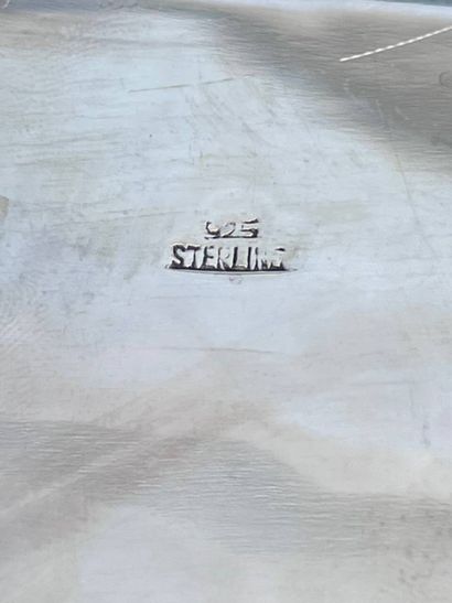 Silver box. Burr wood interior.
Foreign work....