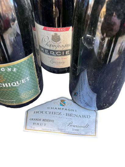 Lot of 9 bottles of various Champagnes, including...