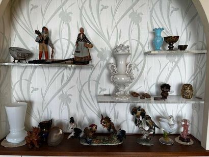 Various crockery including crystal and porcelain...