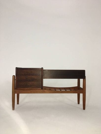 Arne VODDER (1926-2009)
Meuble jardinière...
