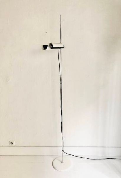 Vico MAGISTRETTI (1920-2006) - Oluce
Lampadaire...