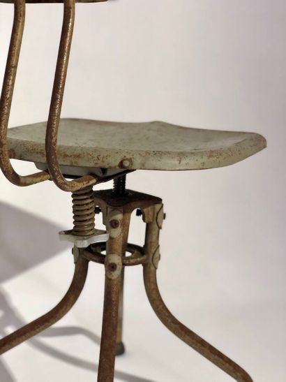 Henri LIBER (XX)
Chaise industrielle modèle...