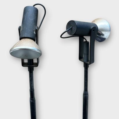 LUXO
Black metal desk lamp with two adjustable...