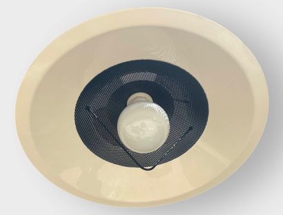 HAPPY LIGHT
Suspension saucer in white-lacquered...