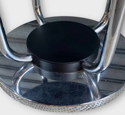 Pedestal table in black lacquered wood and...