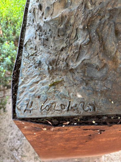 Horacio CORDERO (1945-2014) 
The Volcano
Lost-wax...