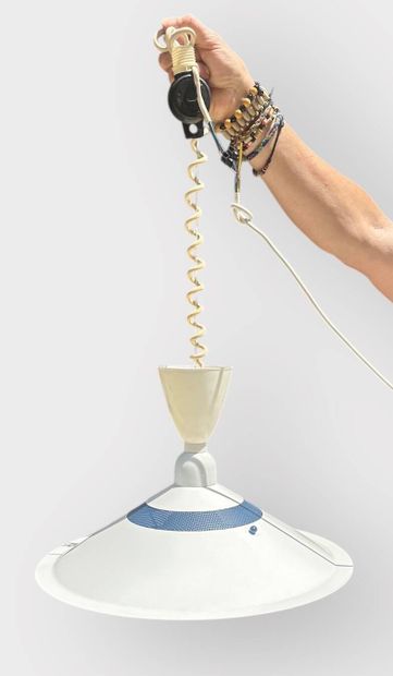 HAPPY LIGHT
Suspension saucer in white-lacquered...