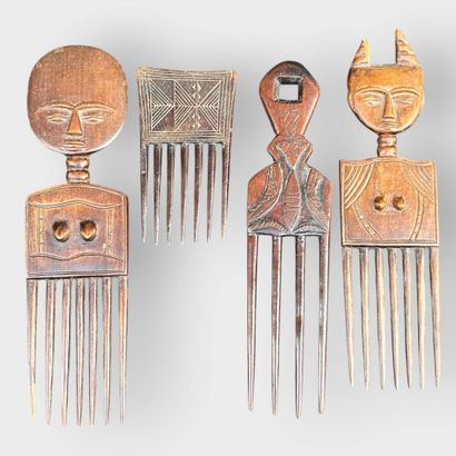 Set of 4 Baule wooden combs
Ivory Coast
Largest...