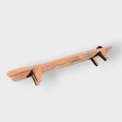 Sénoufo wooden bed
Ivory Coast
24 x 220 x...