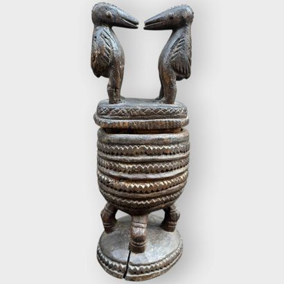 Senoufo style snuffbox (hornbills)
Ivory...