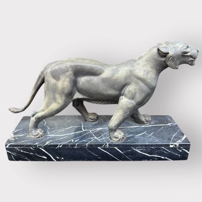 French work, Art Deco period
Tiger
Regula...