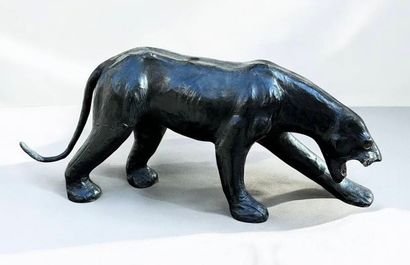 Leather-wrapped panther.
20th century.
32...