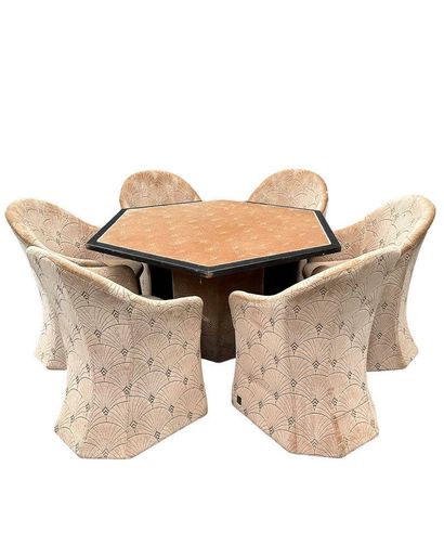 Pierre CARDIN (1922-2020)
Salle à manger...
