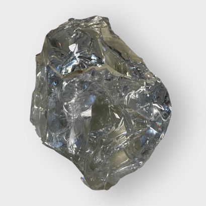 BACCARAT, attributed to 
Cut crystal block...