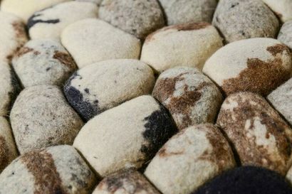 Ksenia STANISHEVSKI (XX-XXI)
Pebble rug in...