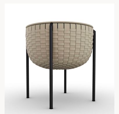 POLTRONA FRAU
Cestlavie storage pedestal...