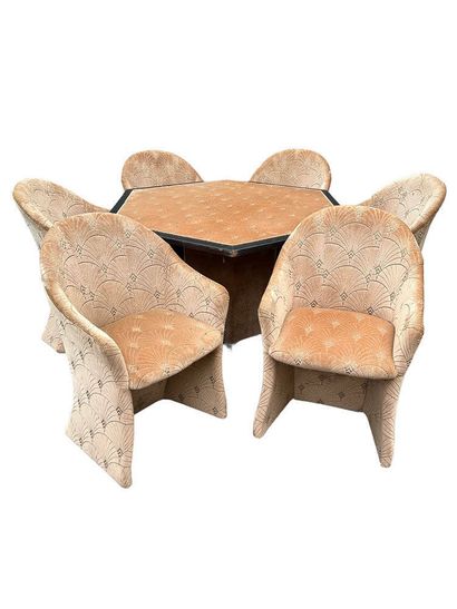 Pierre CARDIN (1922-2020)
Salle à manger...