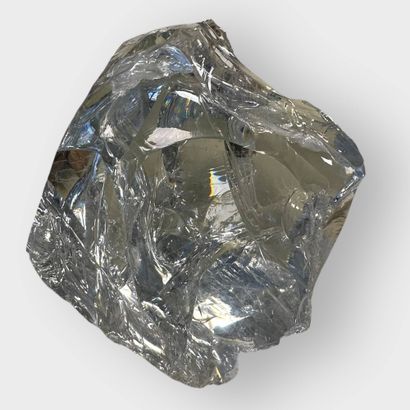 BACCARAT, attributed to 
Cut crystal block...