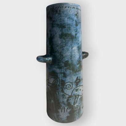 Jacques BLIN (1920-1995)
Blue enameled ceramic...