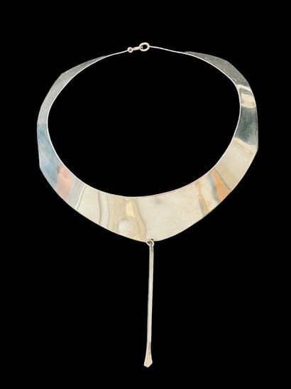 Claude MOMIRON (1939-2021)
Collier en feuille...
