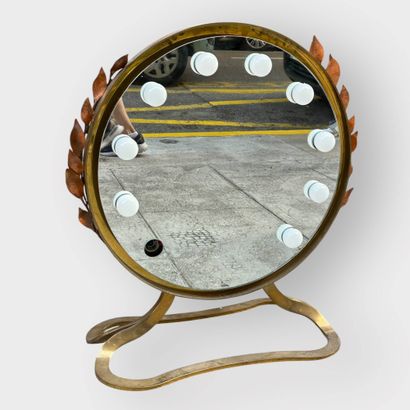 Circular ten-light table mirror, surrounded...