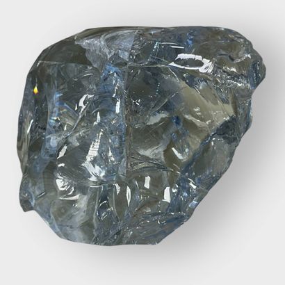 BACCARAT, attributed to 
Cut crystal block...