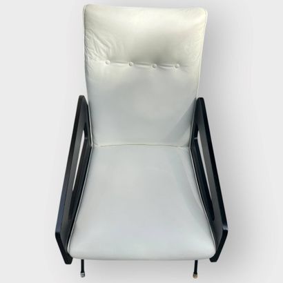 20th century French work.
Pair of armchairs...