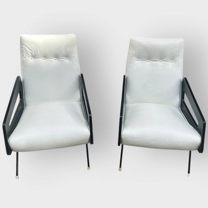 20th century French work.
Pair of armchairs...
