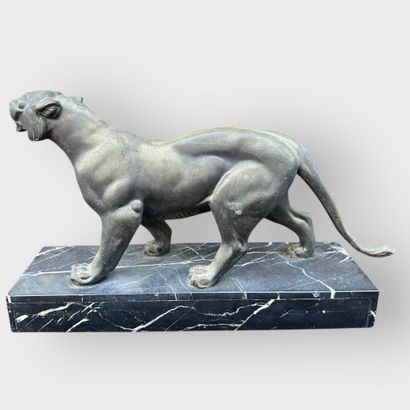 French work, Art Deco period
Tiger
Regula...