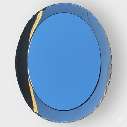 FONTANA ARTE, in the taste of
Oval mirror.
Italian...