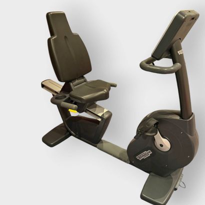 Technogym recumbent bike
*Sold by appointment...