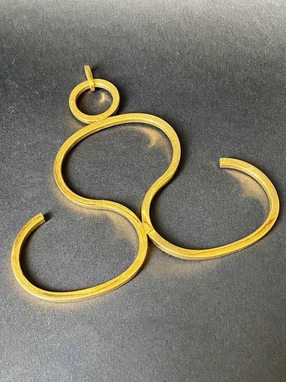 Claude MOMIRON (1939-2021)
Pendentif modèle...