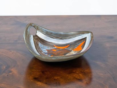 LUC Vallauris 
Free-form bowl in grey and...