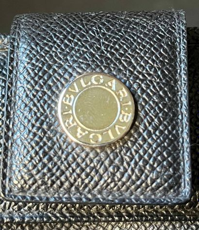 BULGARI
Black grained leather wallet
10 x...