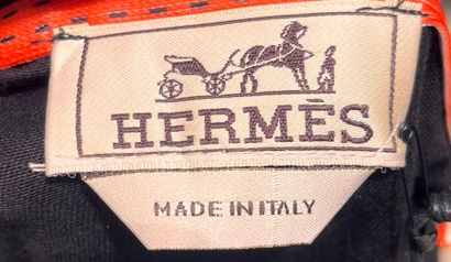 HERMÈS
Black and H orange 