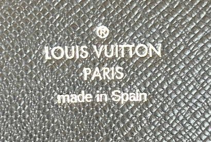 Louis VUITTON
Horizontal ZIPPY wallet in...